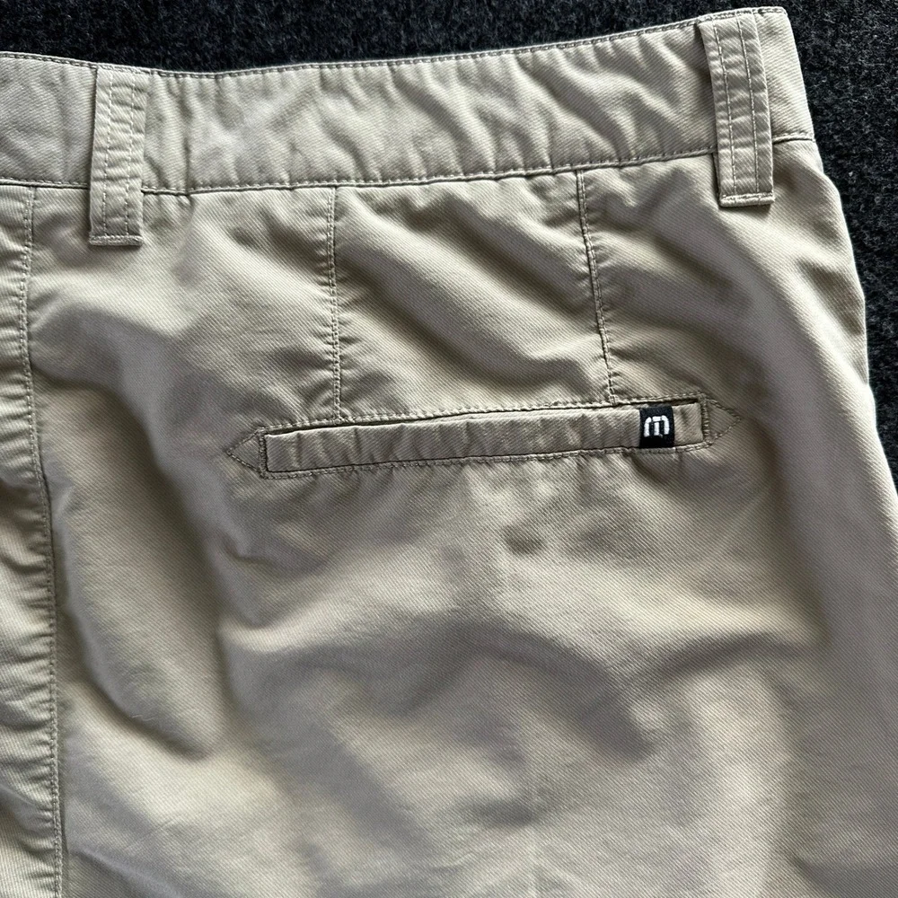 TravisMathew Mens Tan Khaki Performance Golf Pants 36 Stretch Chino Trousers